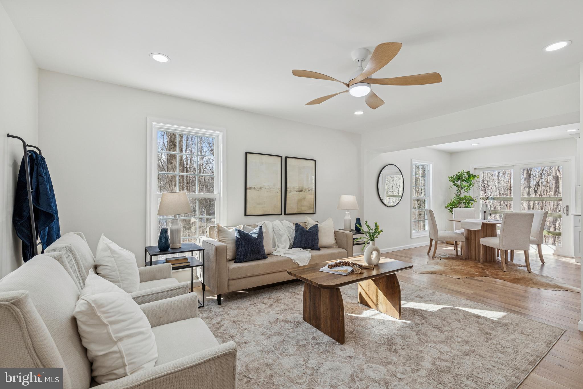 LAKE KARYLBROOK - Residential