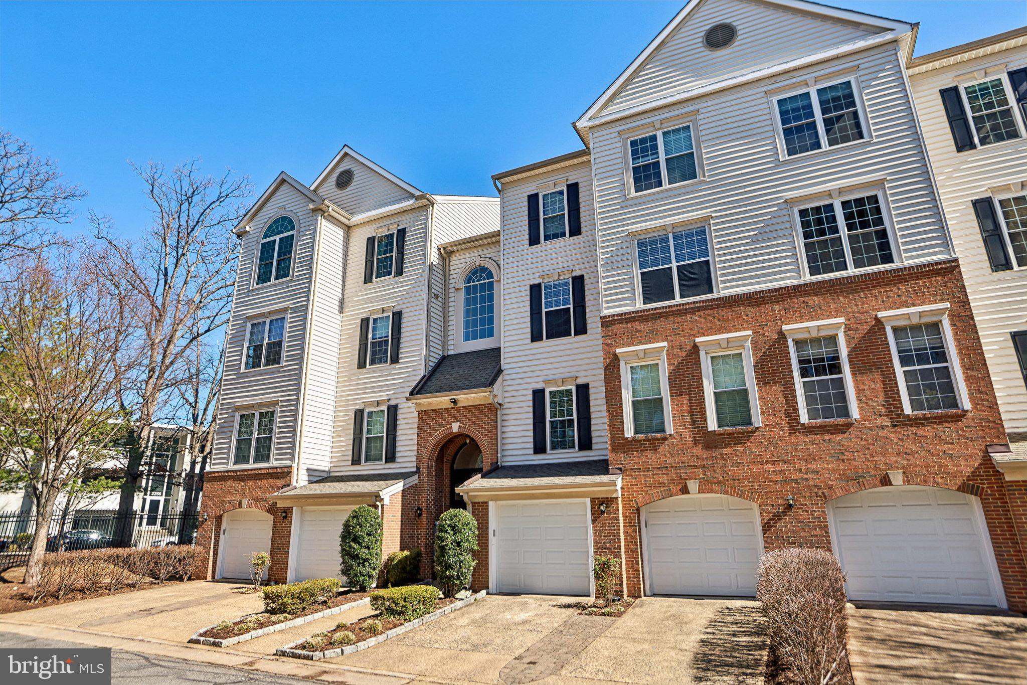 4691 LONGSTREET LANE 202