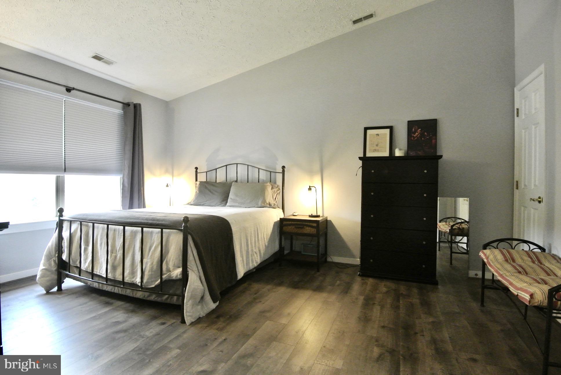 POND CONDOMINIUMS - Residential Lease