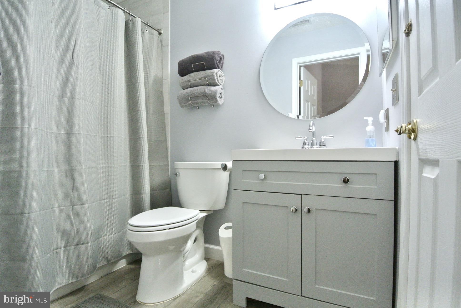 POND CONDOMINIUMS - Residential Lease