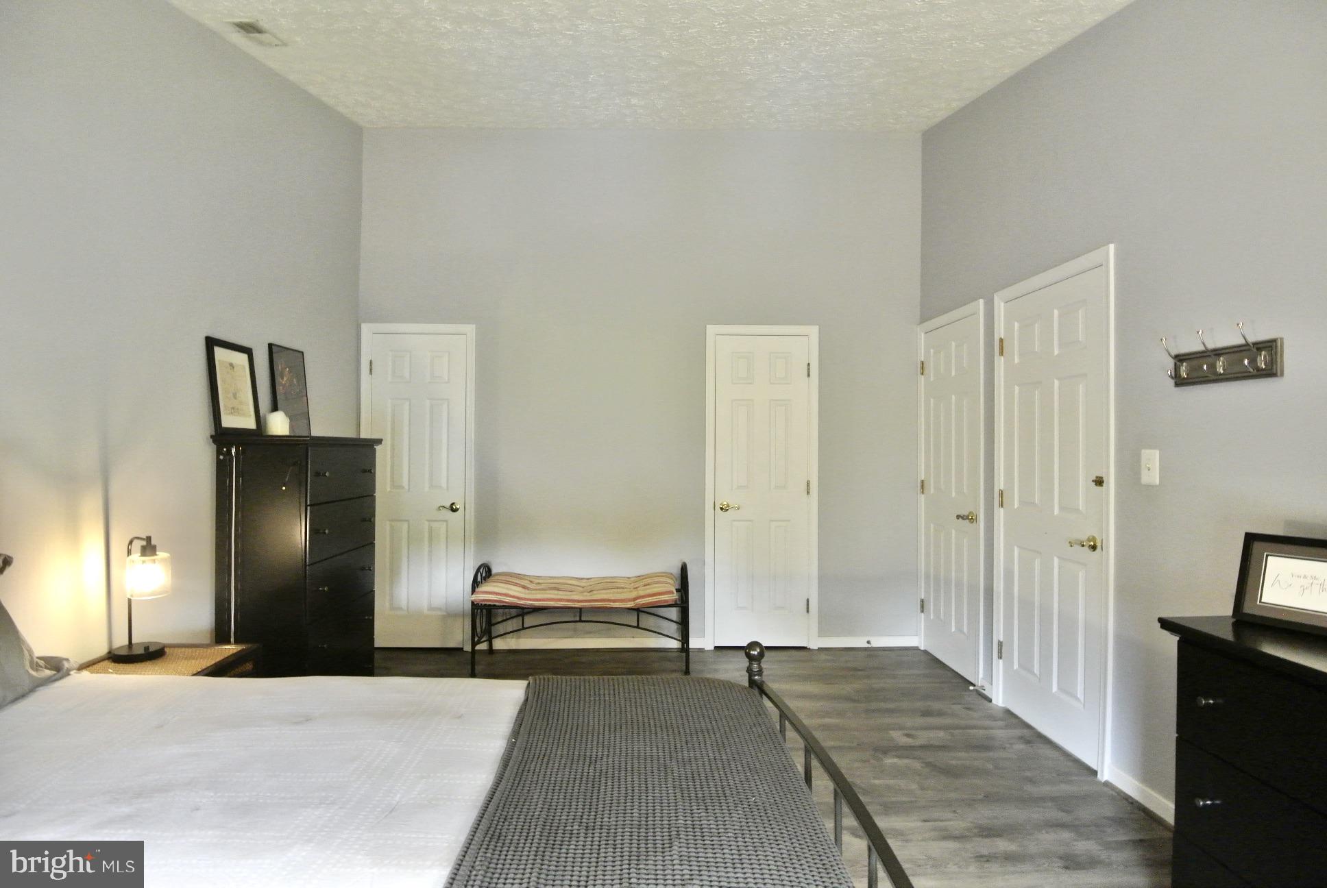 POND CONDOMINIUMS - Residential Lease