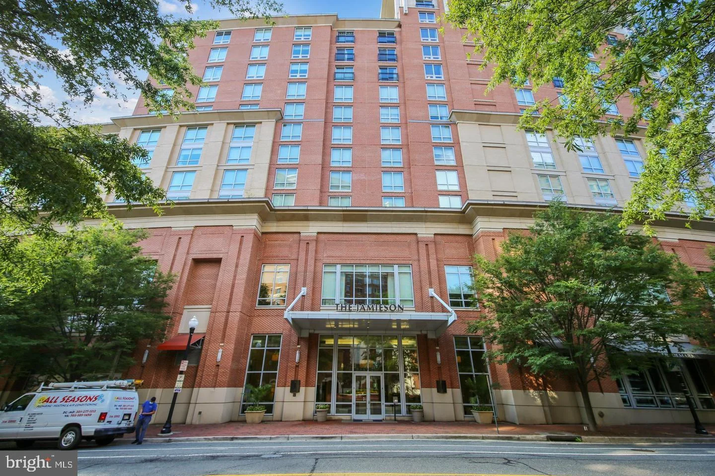2050 Jamieson Avenue Unit 1302, Alexandria, VA 22314
