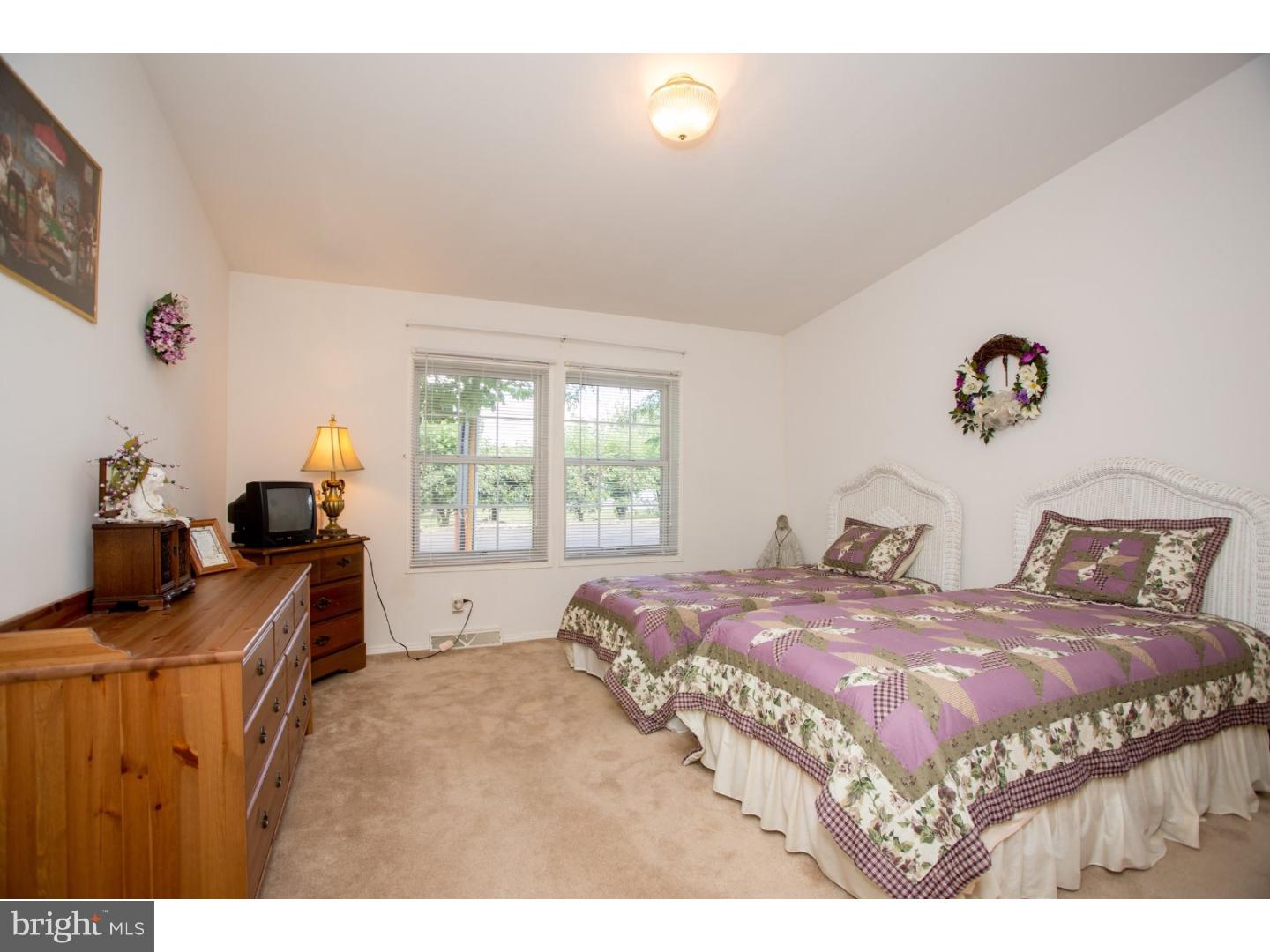 QUIET ACRES - Residential