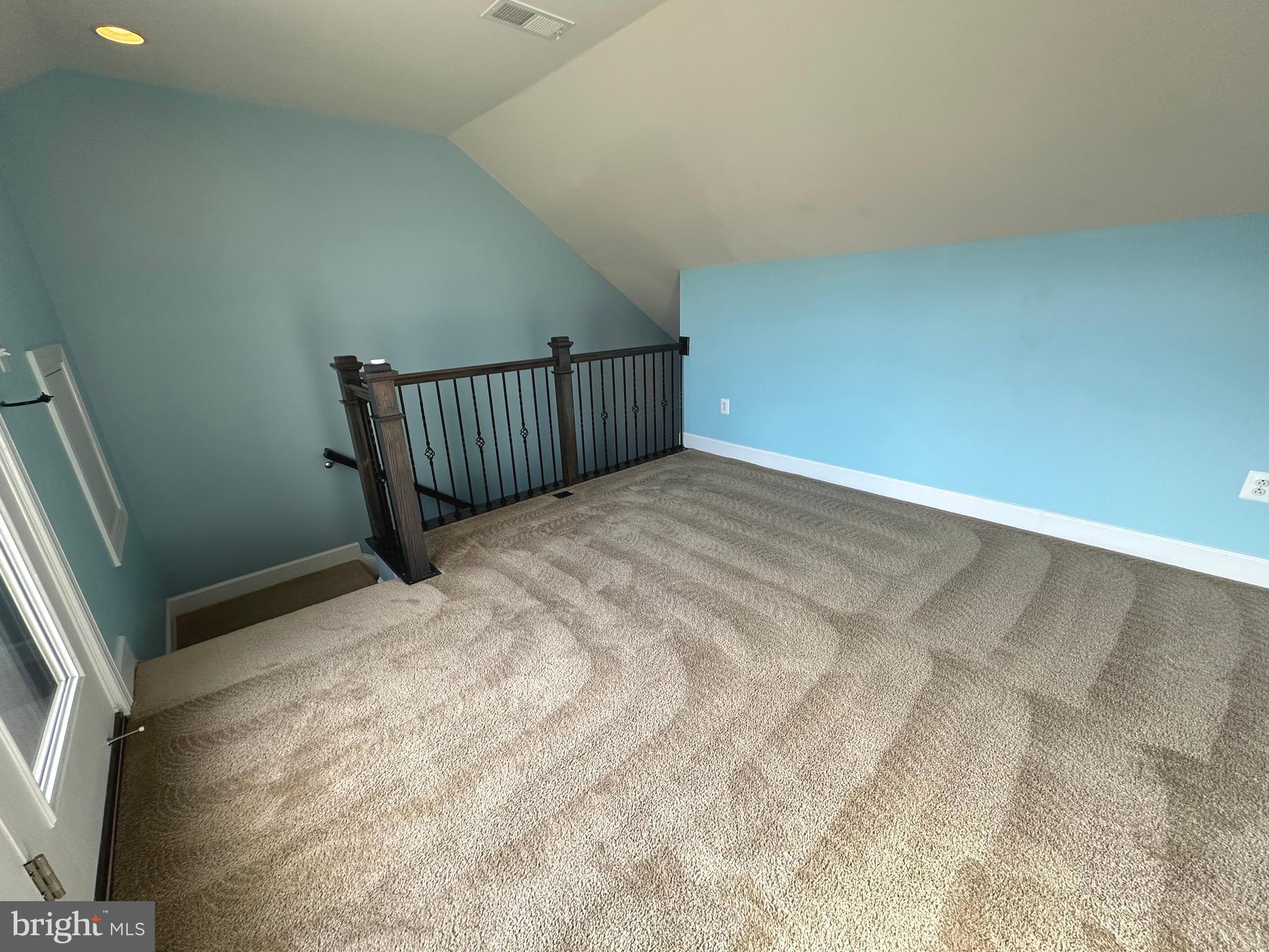 AMBROSE HILLS - Residential Lease