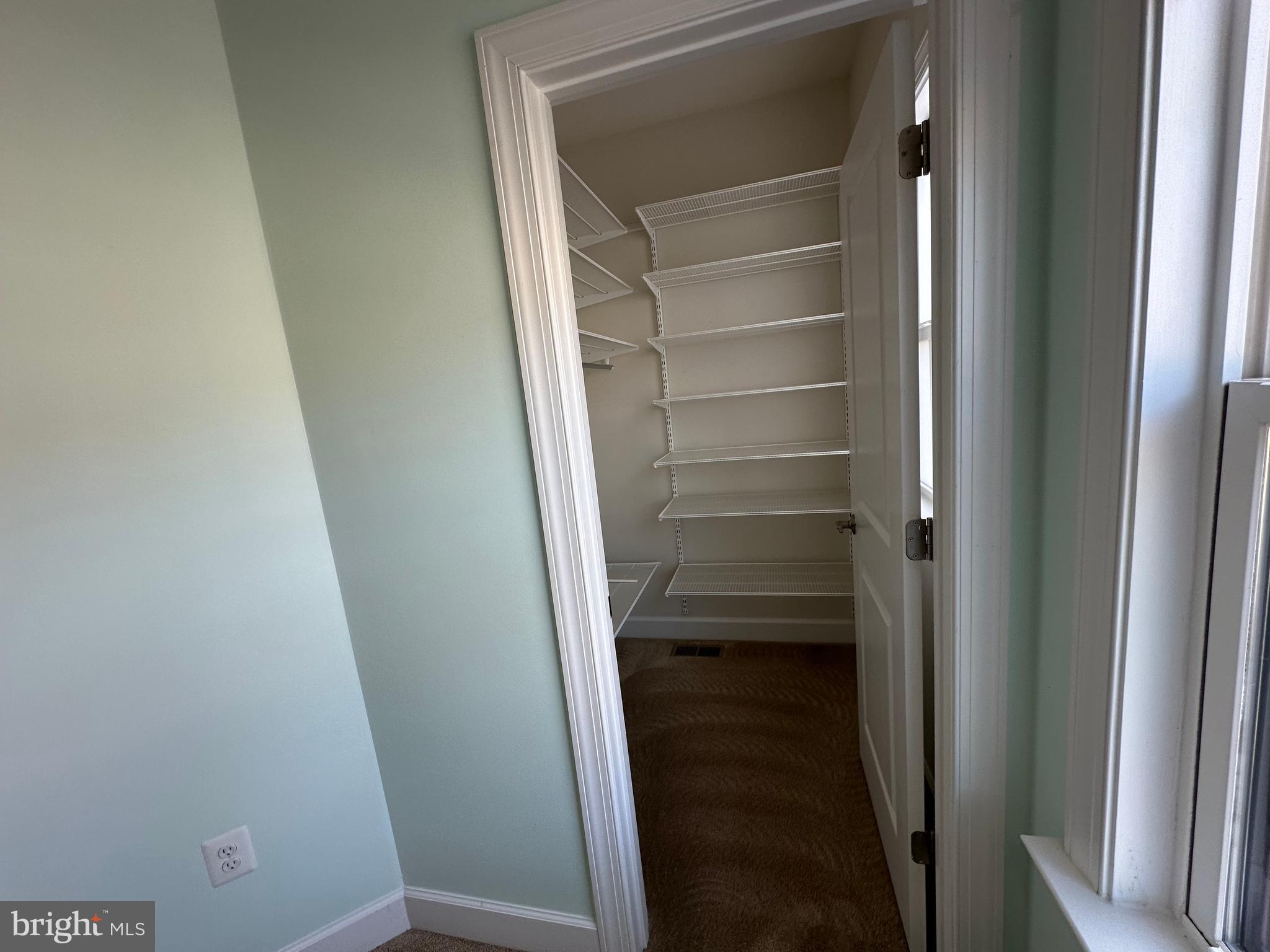 AMBROSE HILLS - Residential Lease