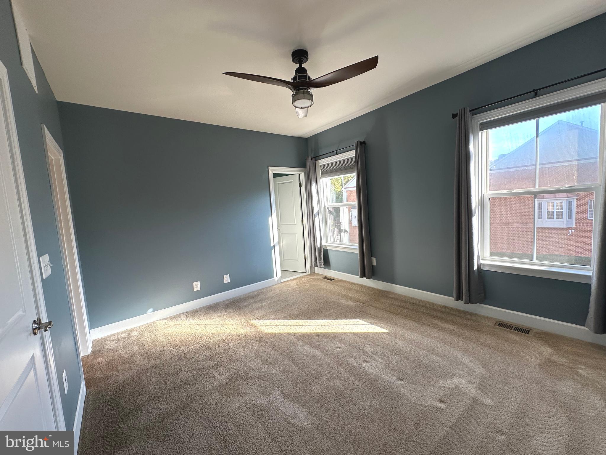 AMBROSE HILLS - Residential Lease