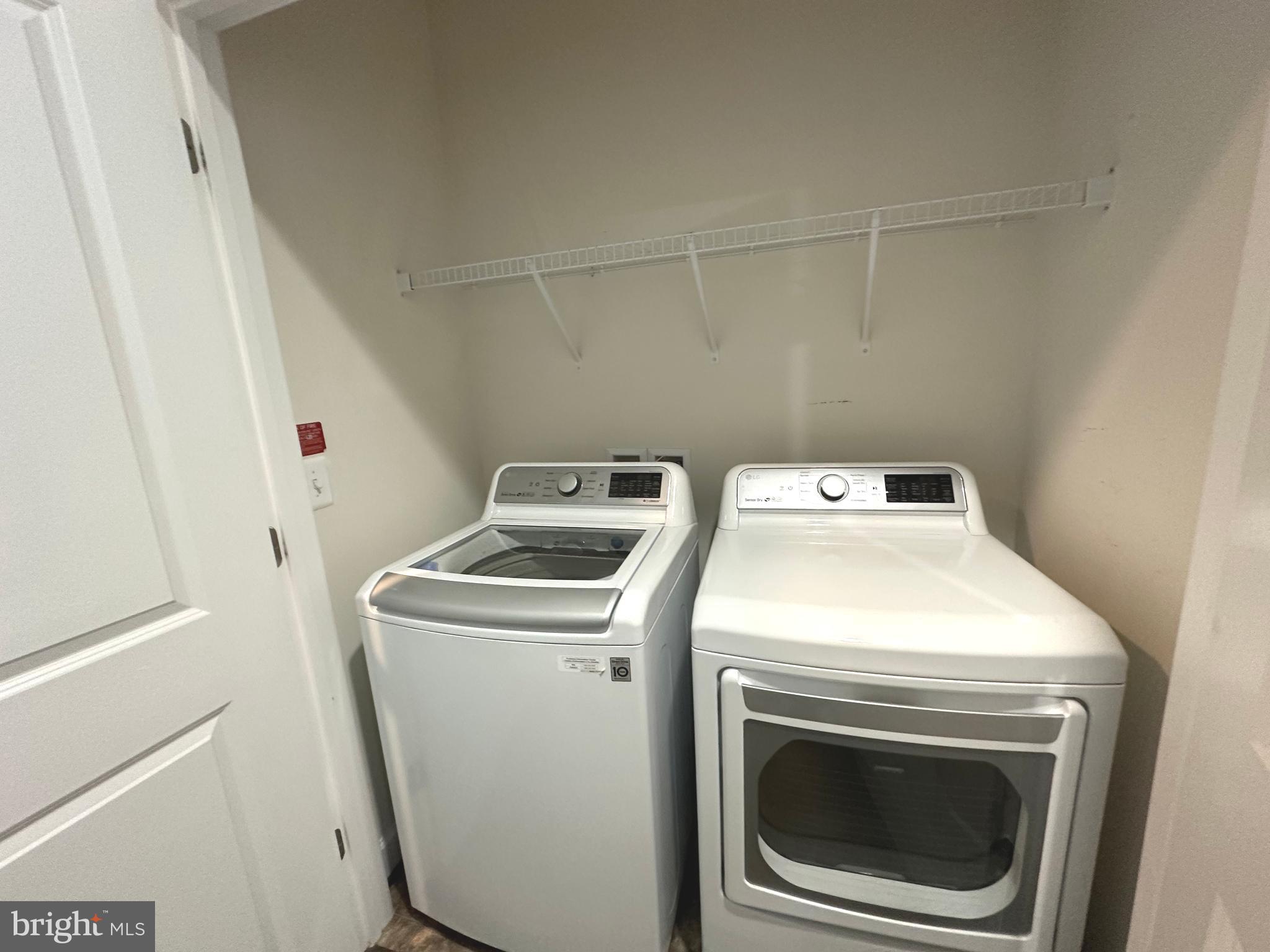 AMBROSE HILLS - Residential Lease