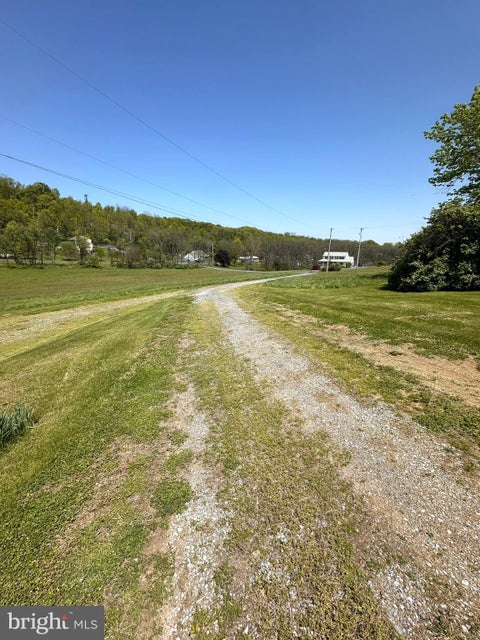 Homes For Sale - 184 Speicher Road<br/> BERNVILLE, PA 19506