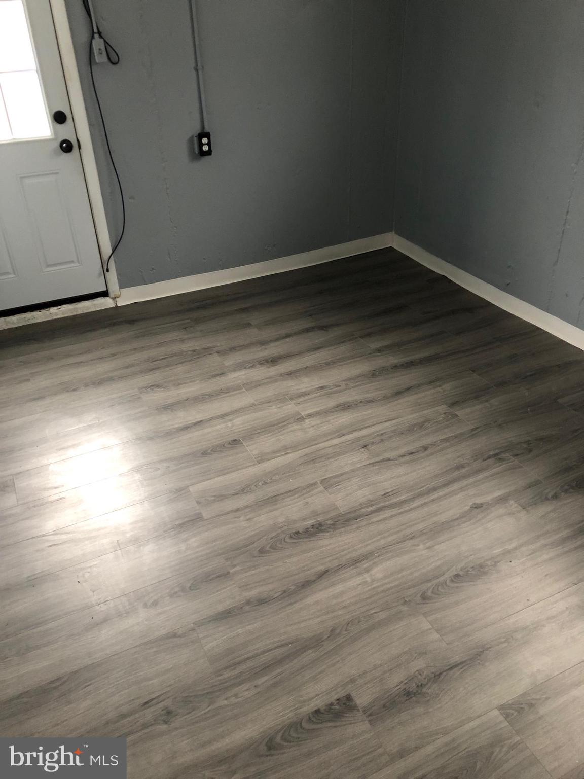 BELLS CORNER - Residential Lease