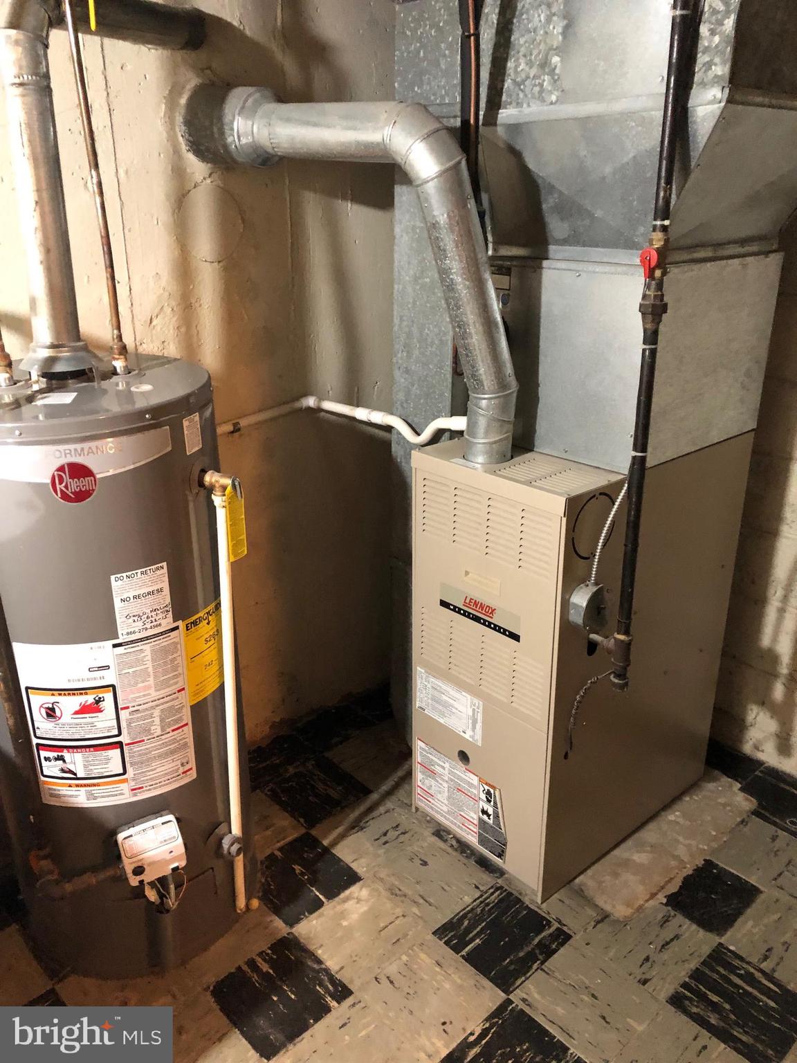 BELLS CORNER - Residential Lease