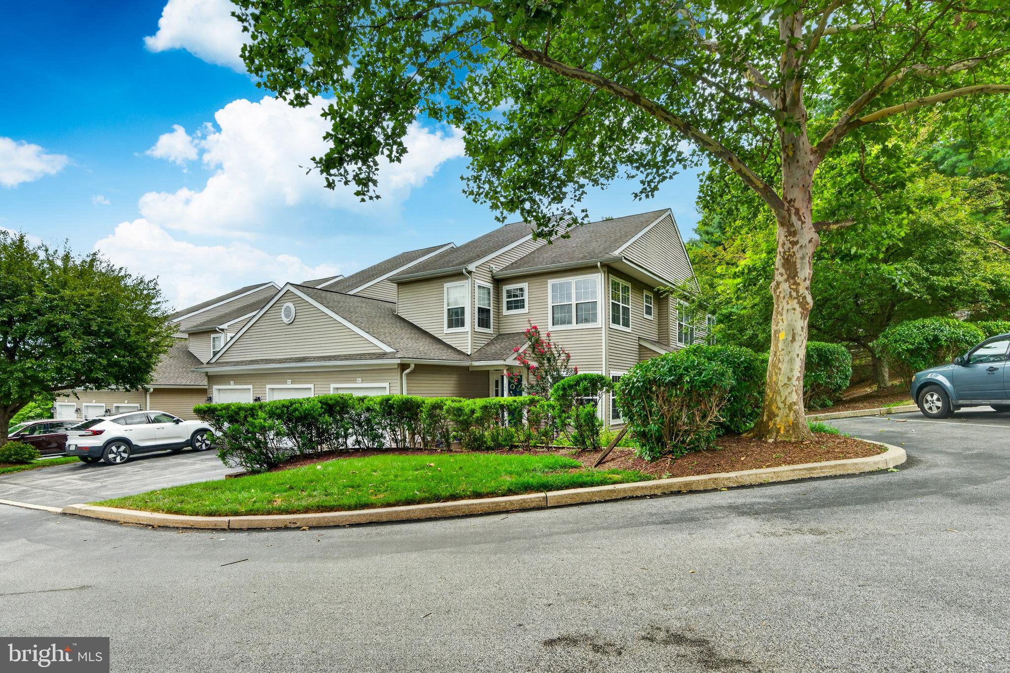 142 LEWISVILLE COURT 3305