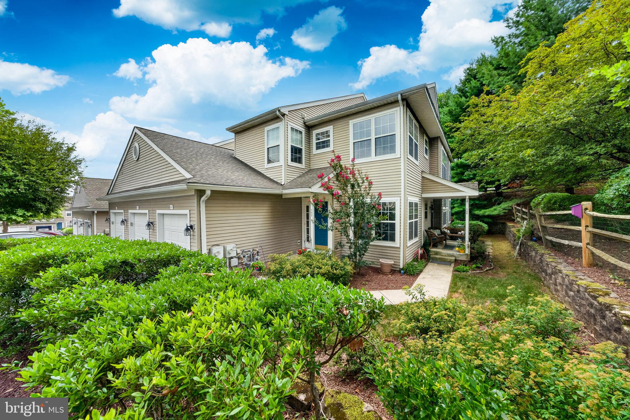 142 LEWISVILLE COURT 3305