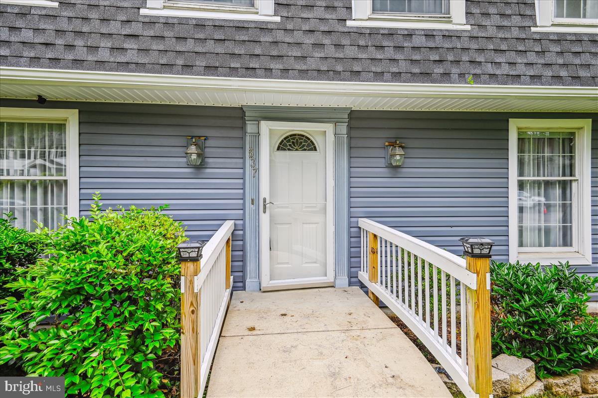 537 BAY GREEN DRIVE
