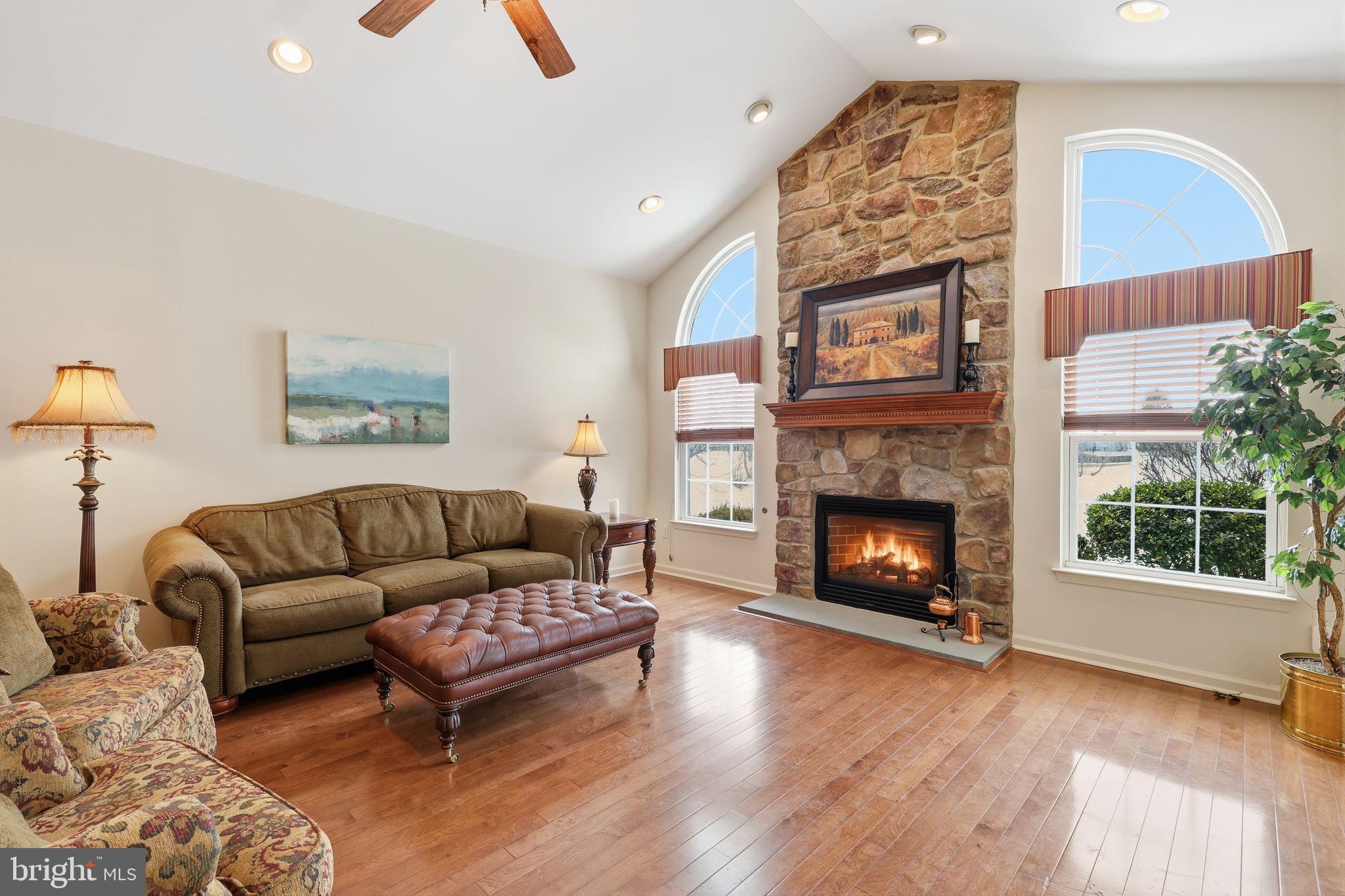 VILLAS AT SHADYBRO - Residential