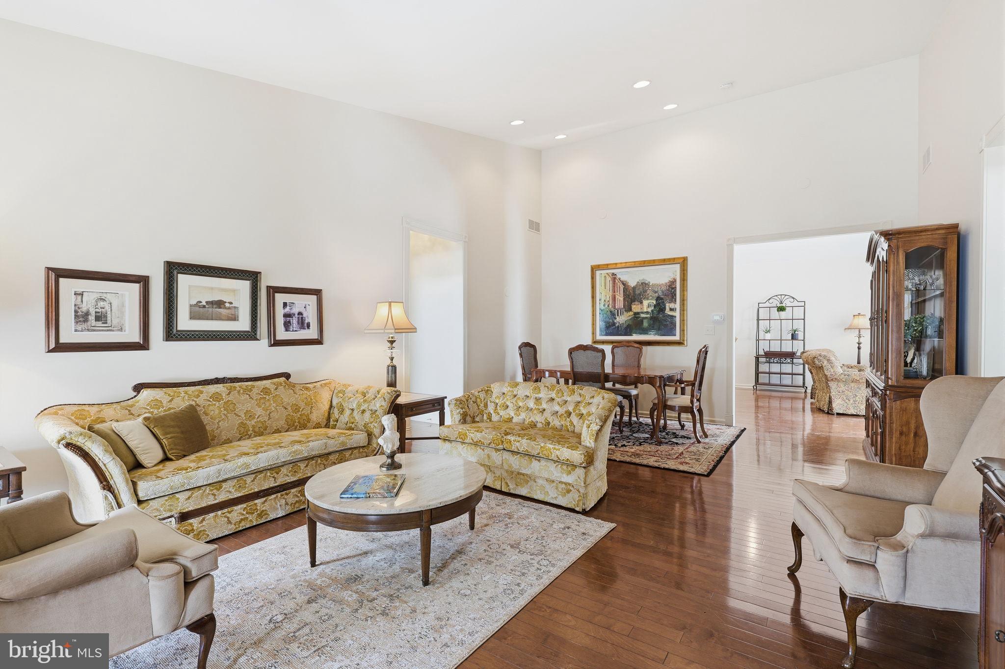 VILLAS AT SHADYBRO - Residential