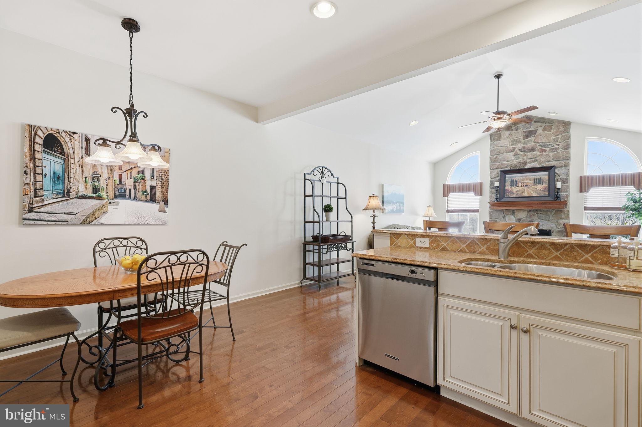 VILLAS AT SHADYBRO - Residential