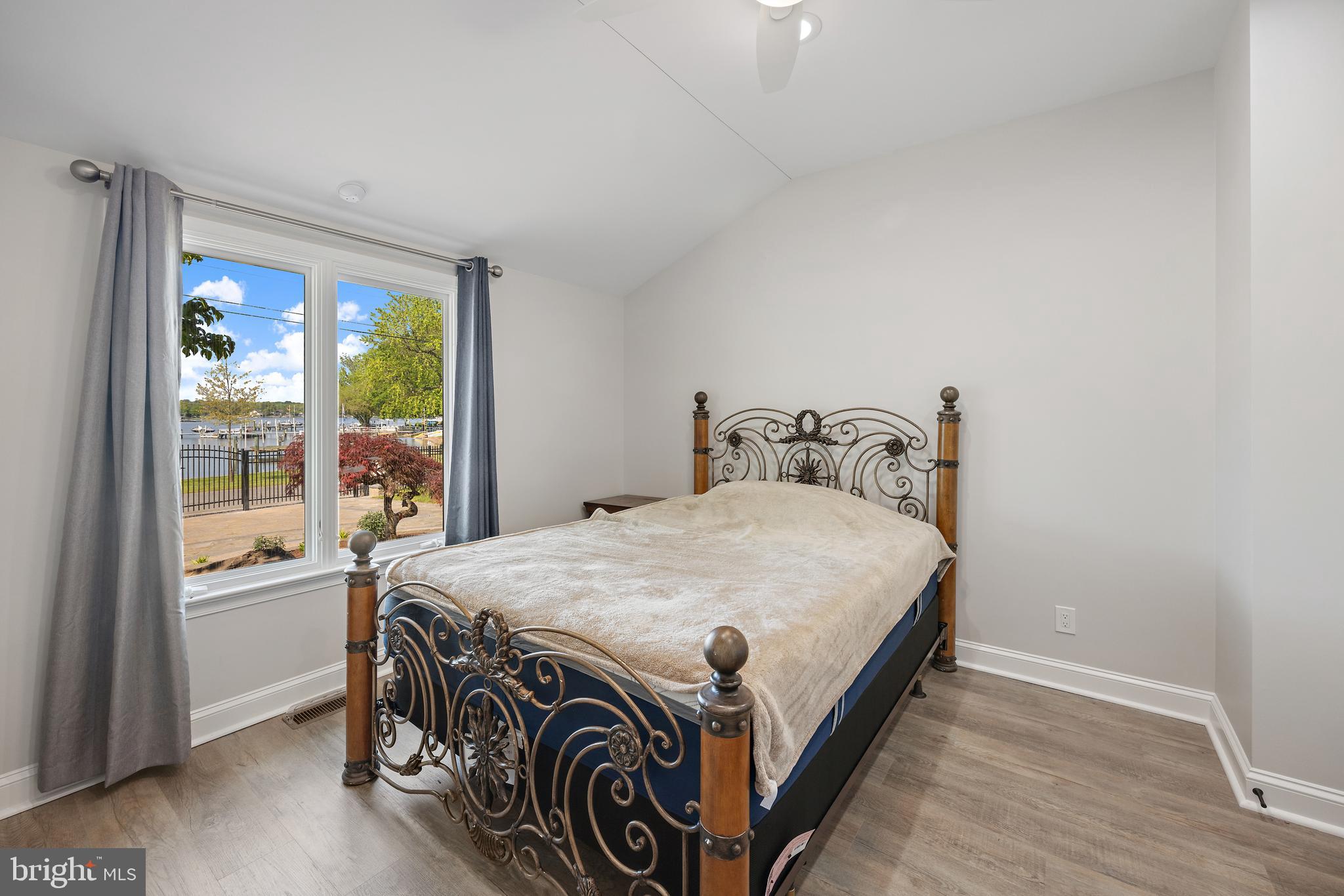 POPLAR RIDGE - Residential