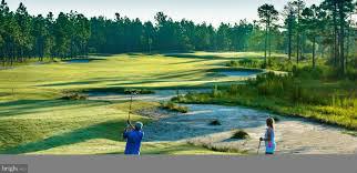 CREEKSIDE VILLAGE - Residential