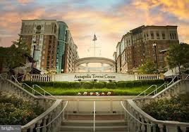 CREEKSIDE VILLAGE - Residential