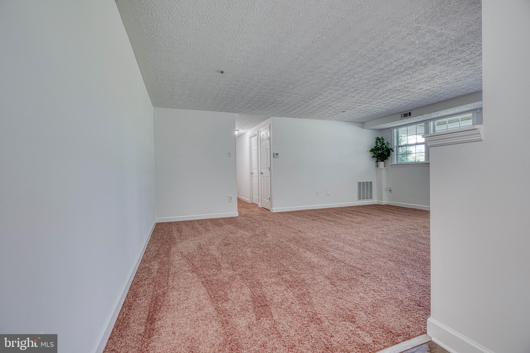 WOODBRIDGE CENTER - Residential Lease