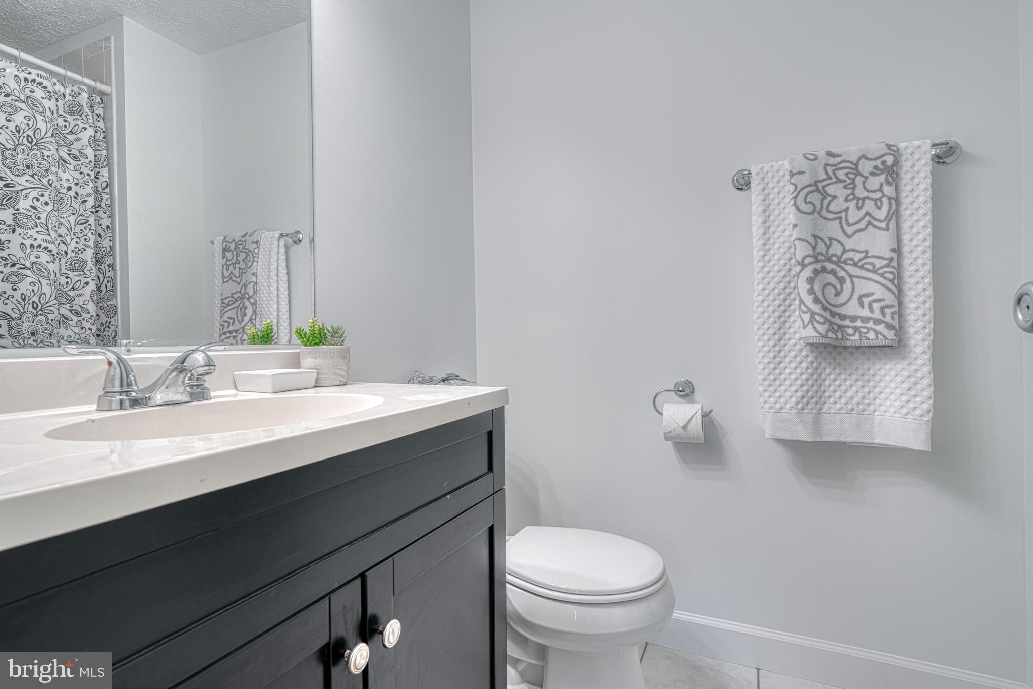 WOODBRIDGE CENTER - Residential Lease