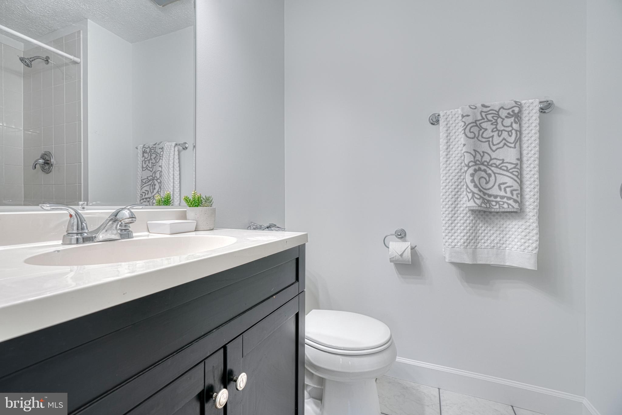 WOODBRIDGE CENTER - Residential Lease