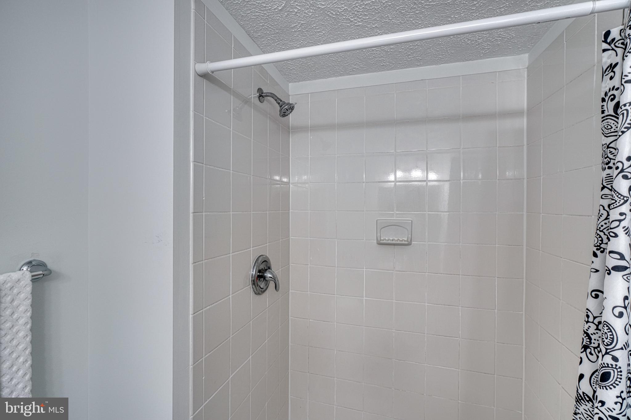 WOODBRIDGE CENTER - Residential Lease