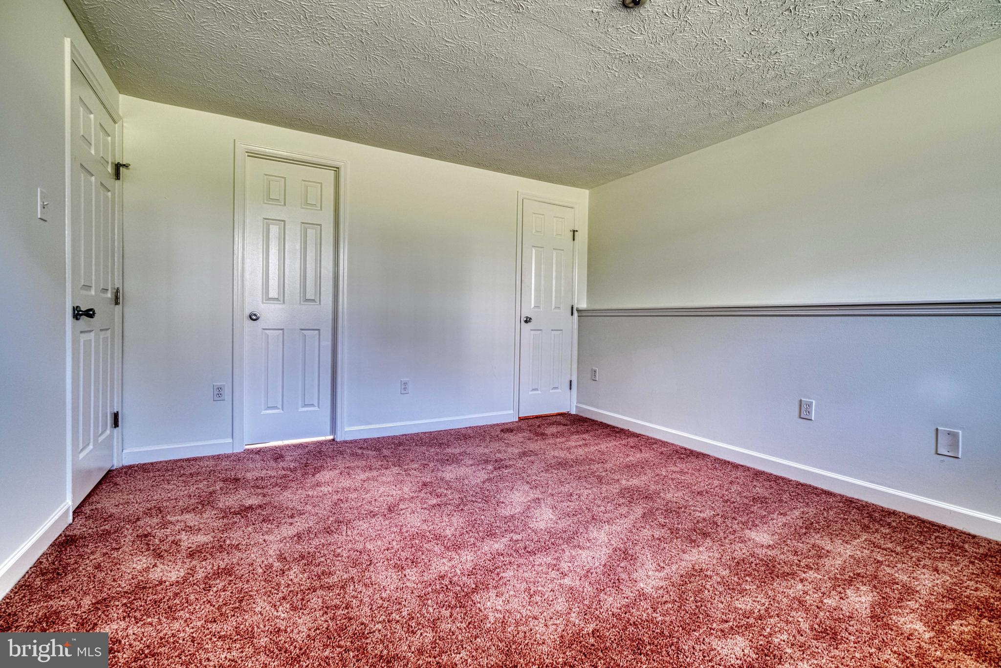 WOODBRIDGE CENTER - Residential Lease