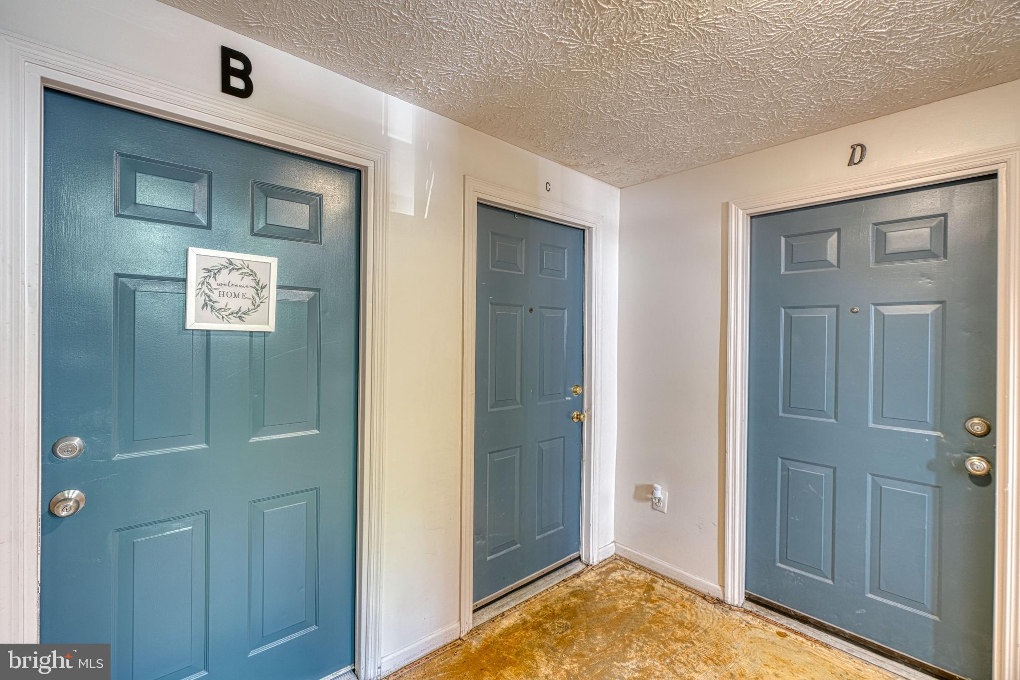 WOODBRIDGE CENTER - Residential Lease