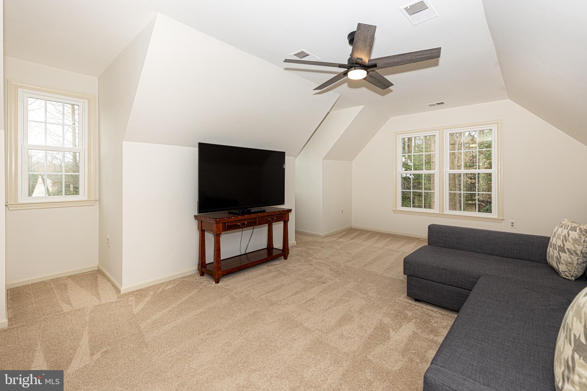 SOUTH RUN - Residential