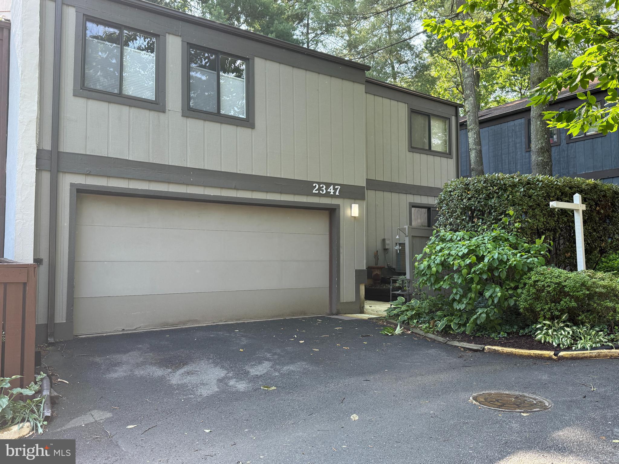 2347 GLADE BANK WAY