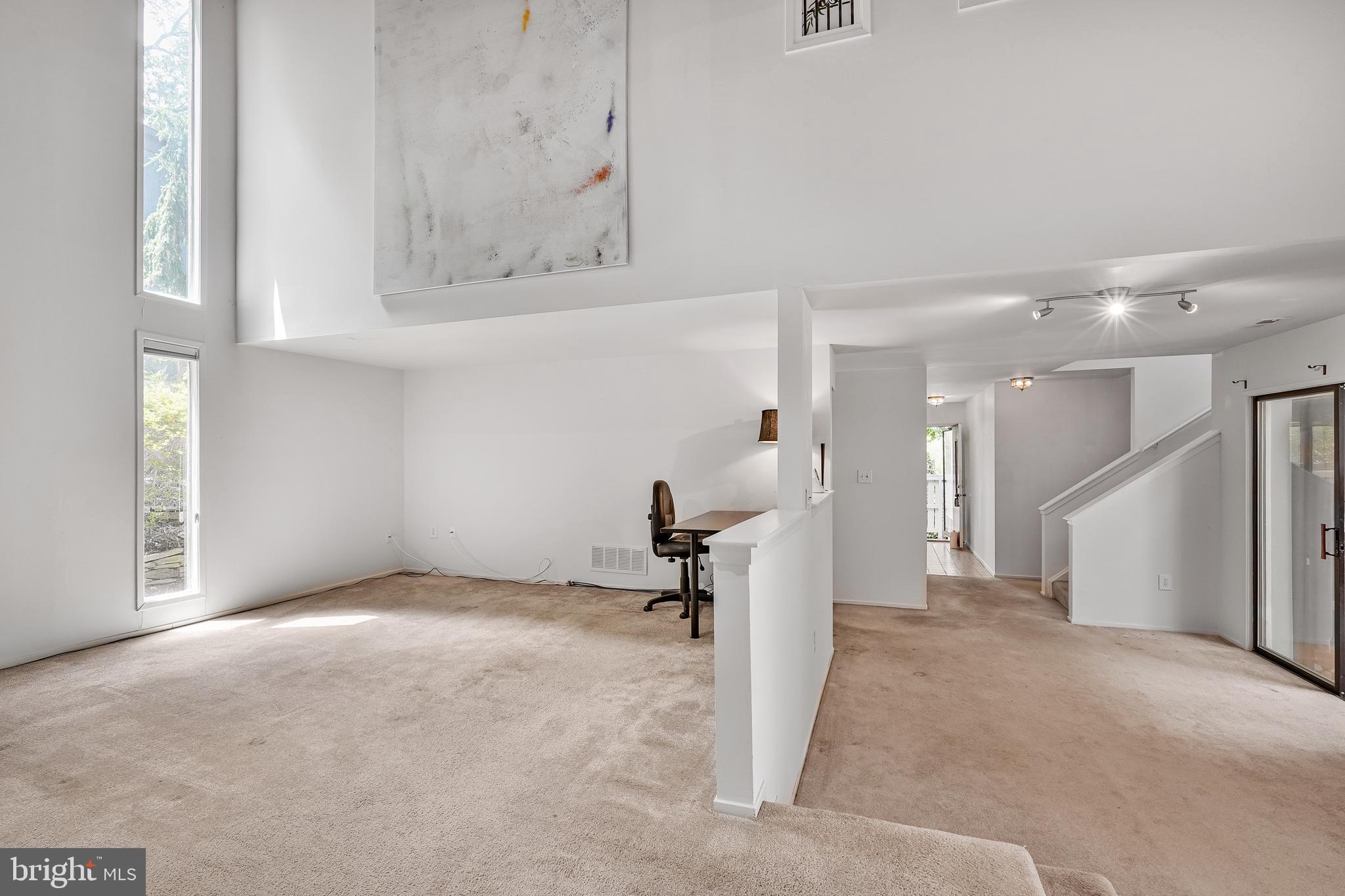 2347 GLADE BANK WAY