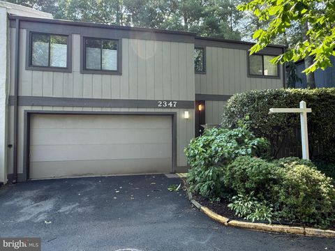 2347 GLADE BANK WAY RESTON VA 20191
