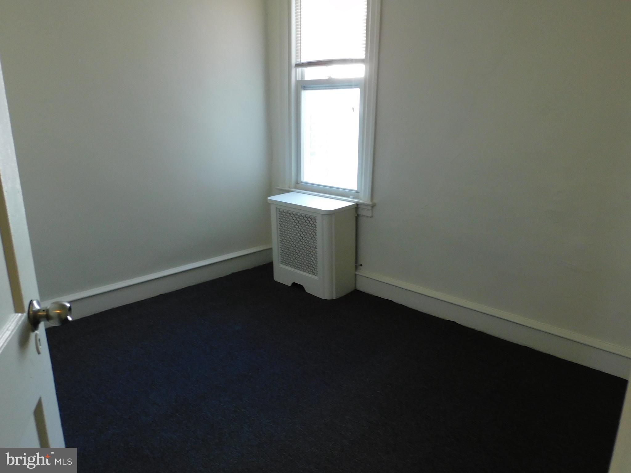 LAWNCREST - Residential