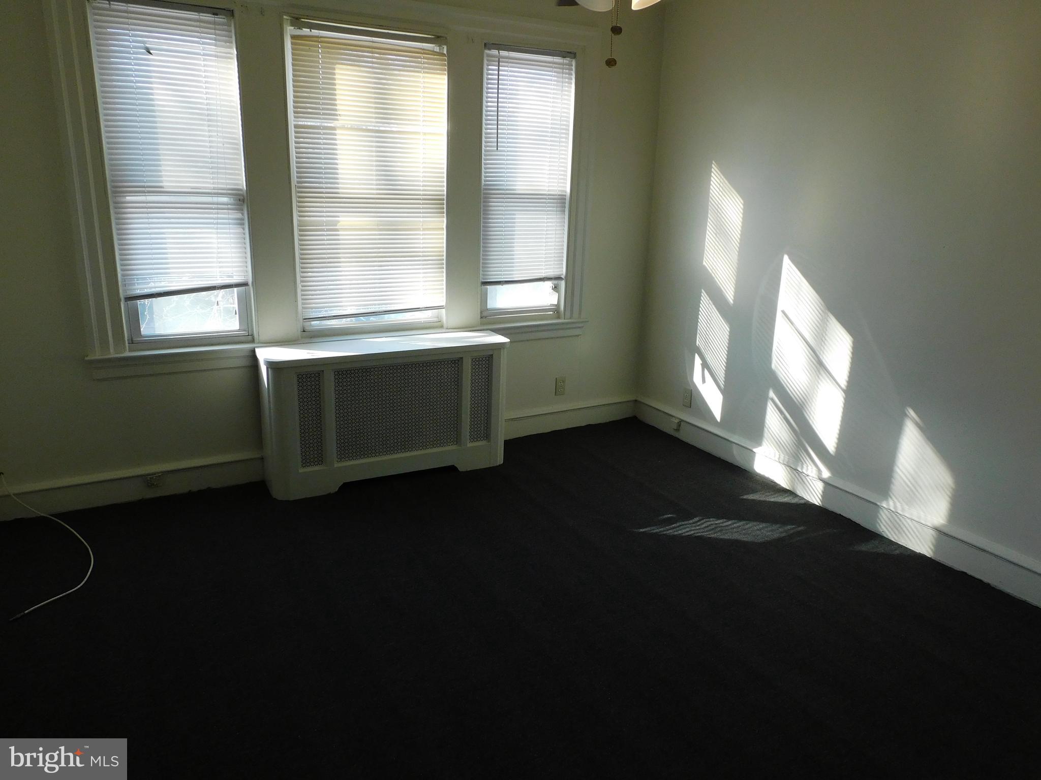 LAWNCREST - Residential