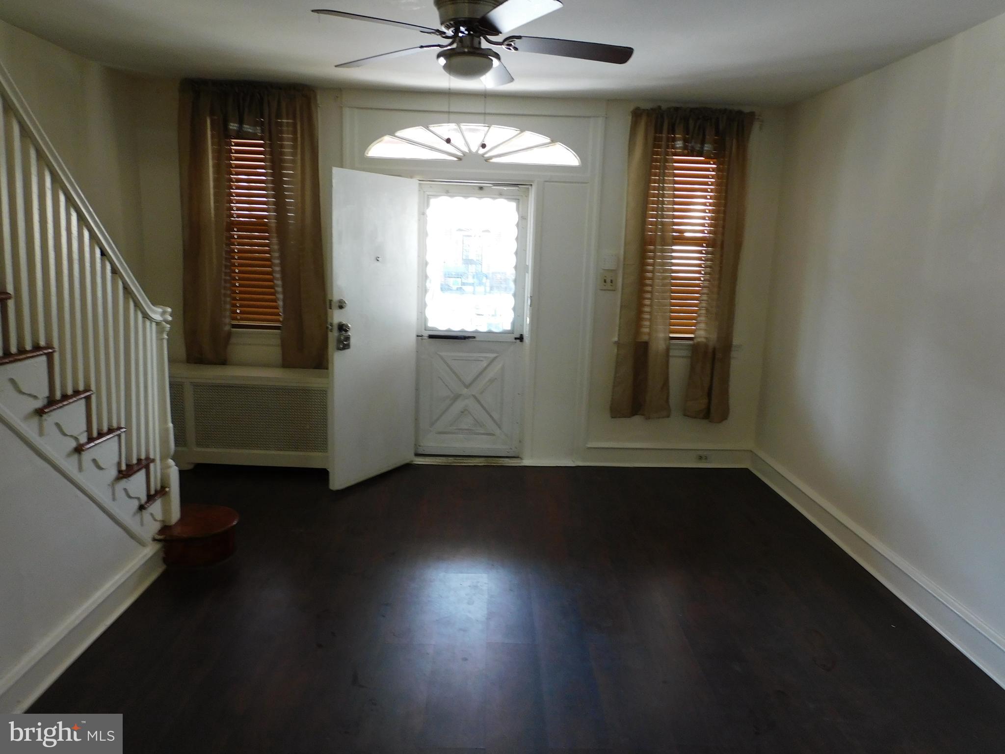 LAWNCREST - Residential