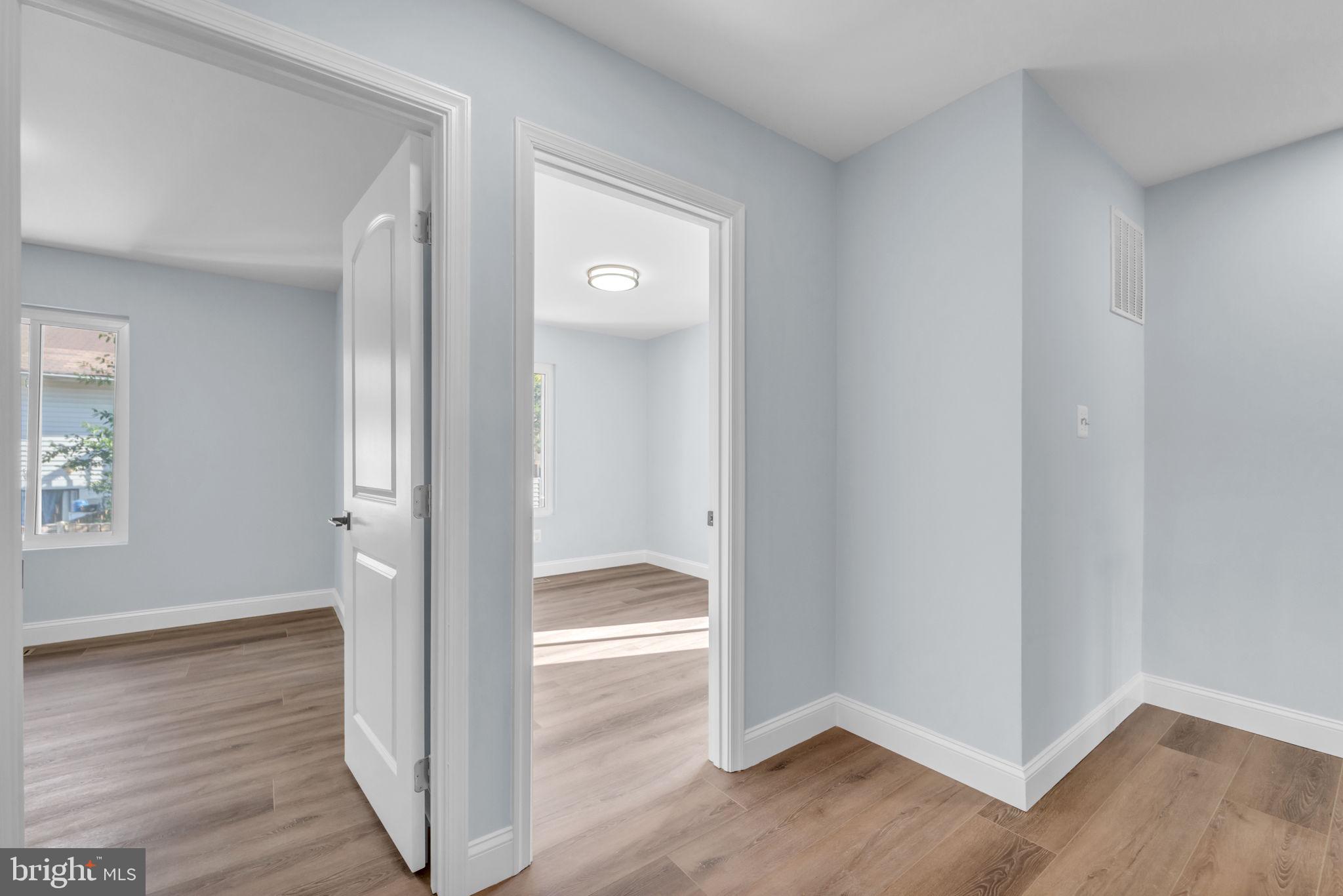 REFLECTION LAKE - Residential