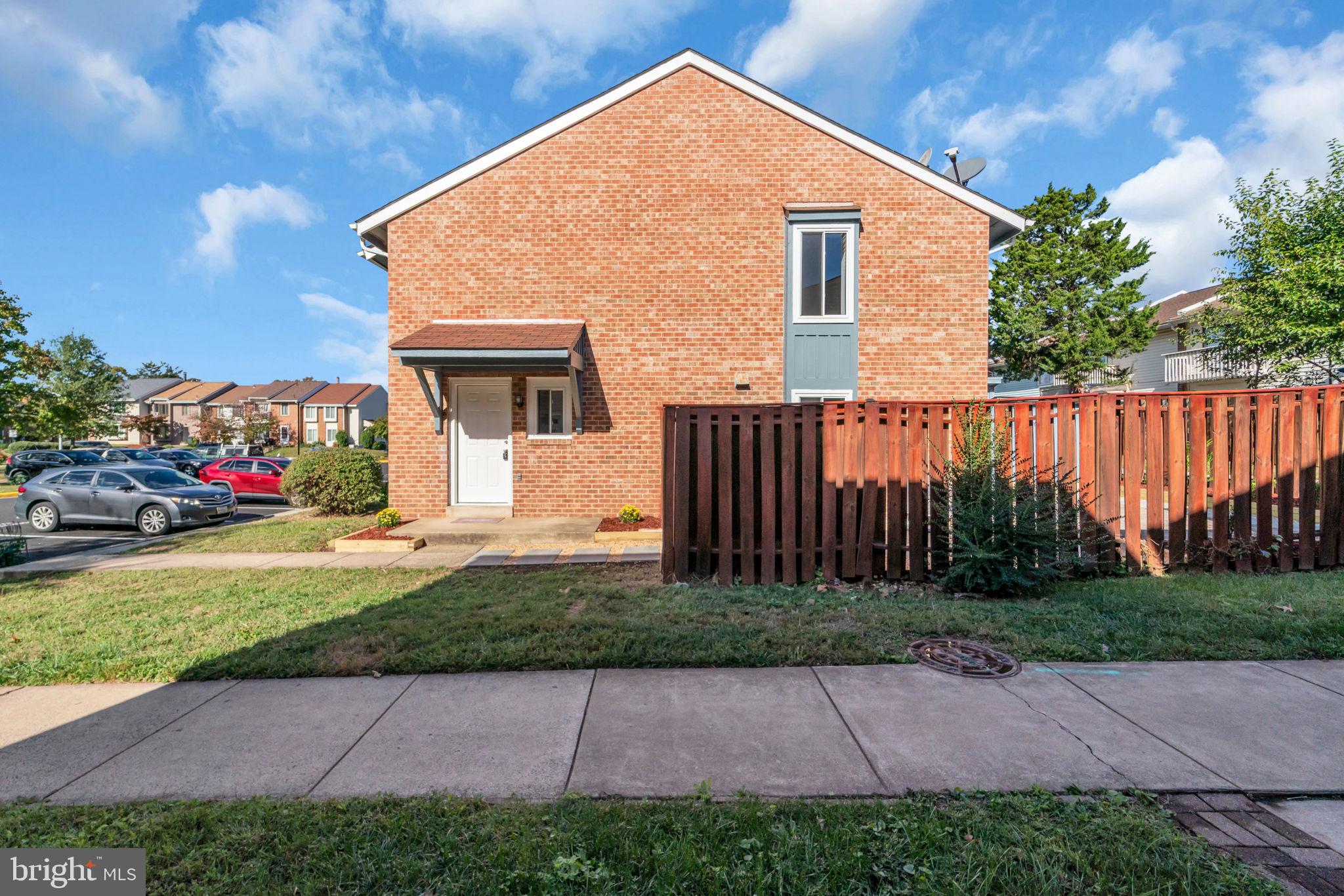 REFLECTION LAKE - Residential