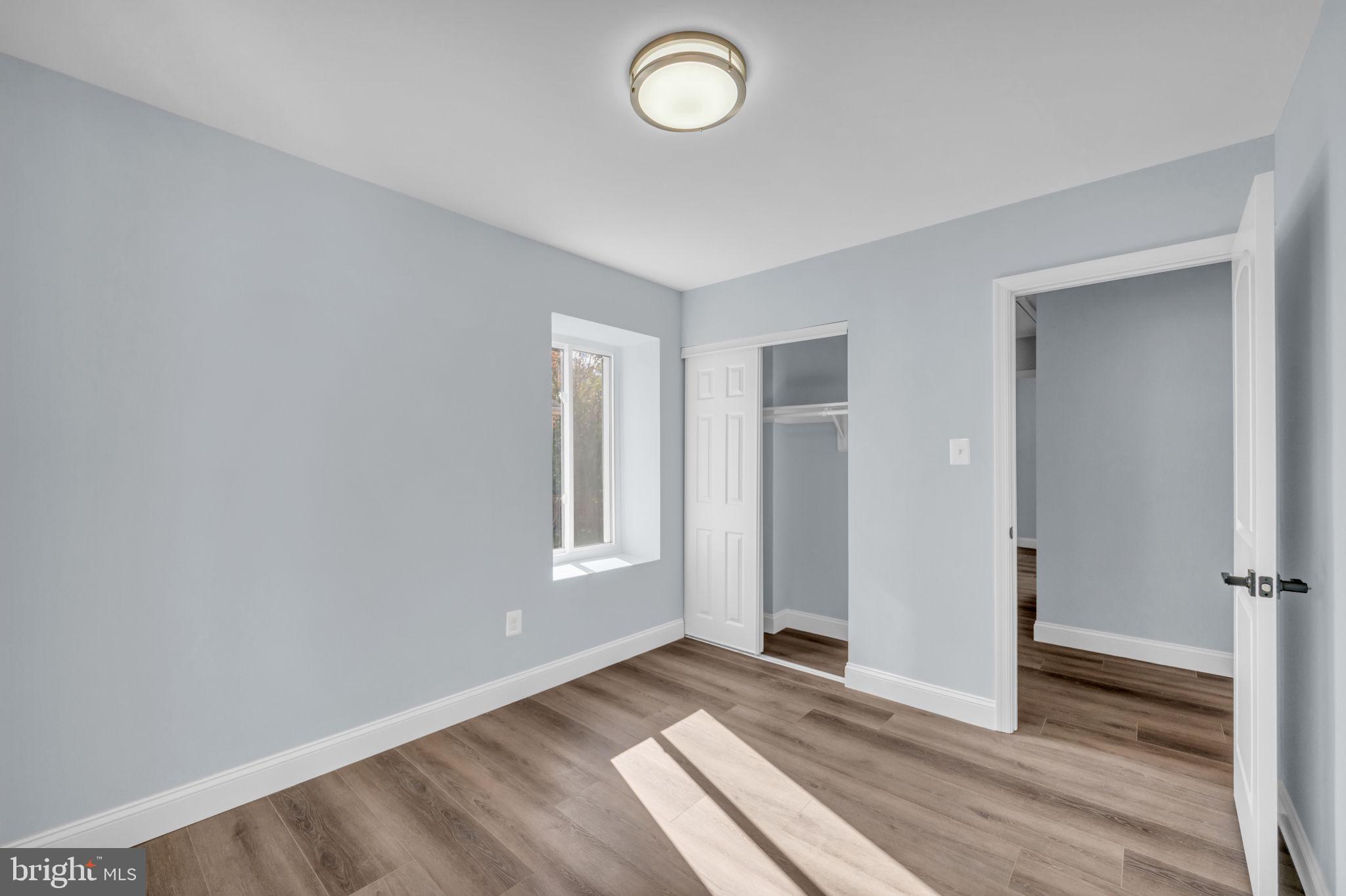 REFLECTION LAKE - Residential