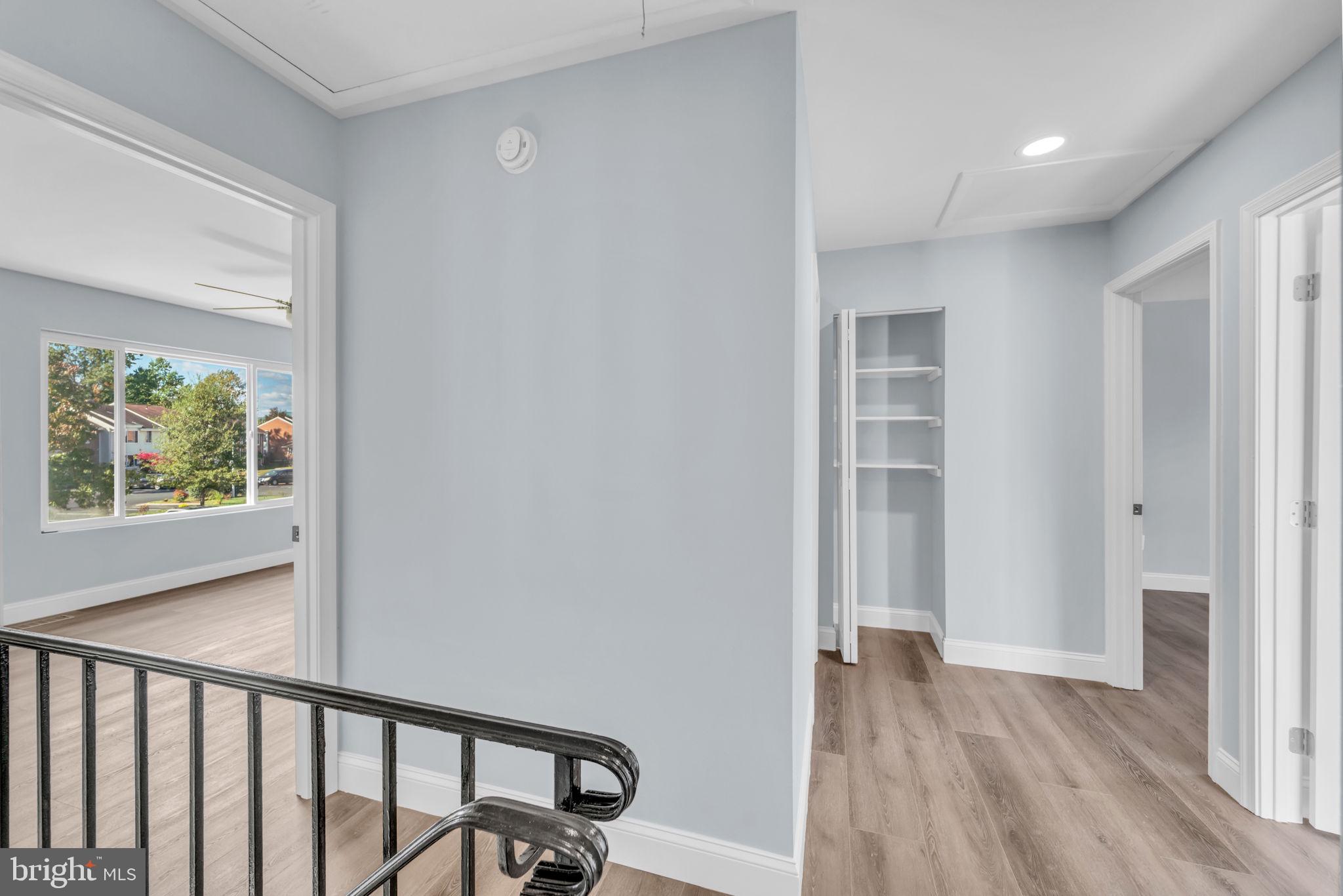 REFLECTION LAKE - Residential