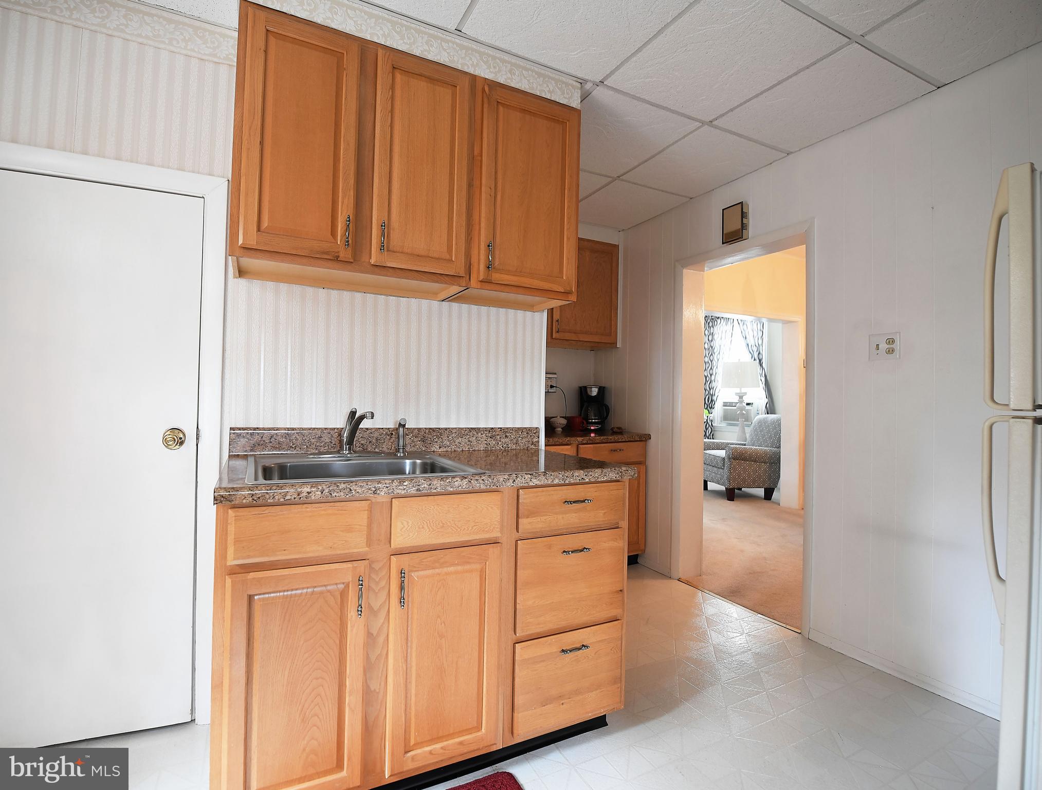 LODGE FOREST MANOR - Residential