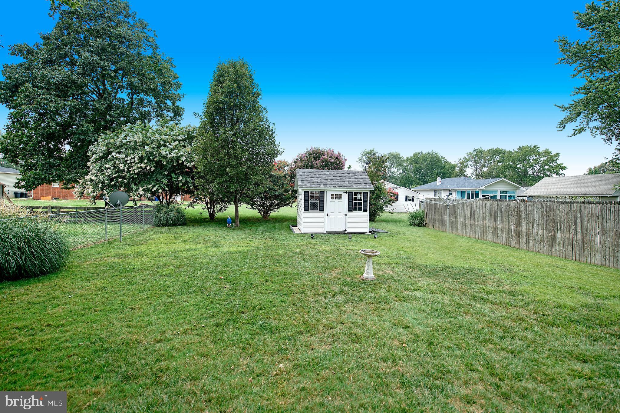 LODGE FOREST MANOR - Residential