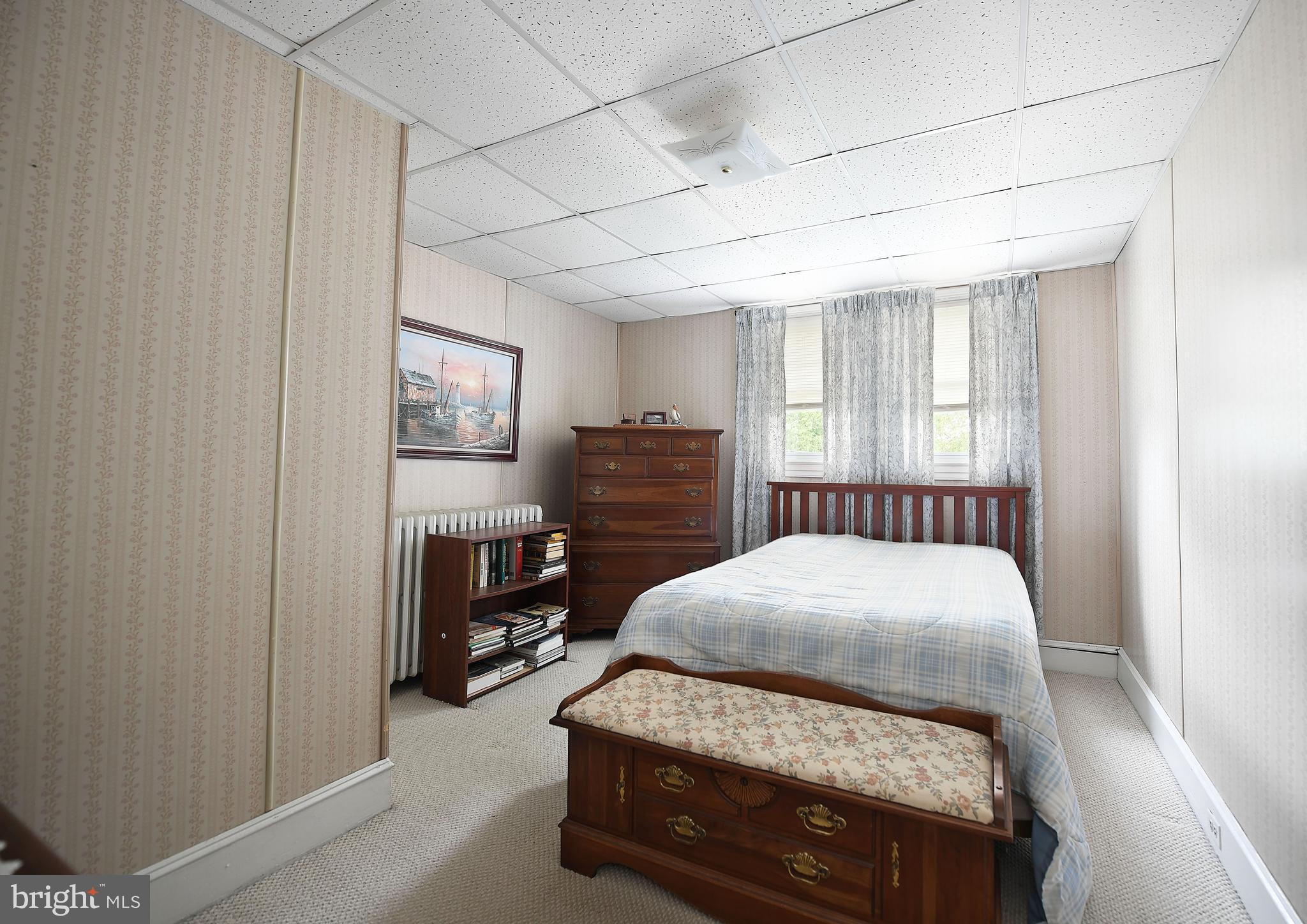 LODGE FOREST MANOR - Residential