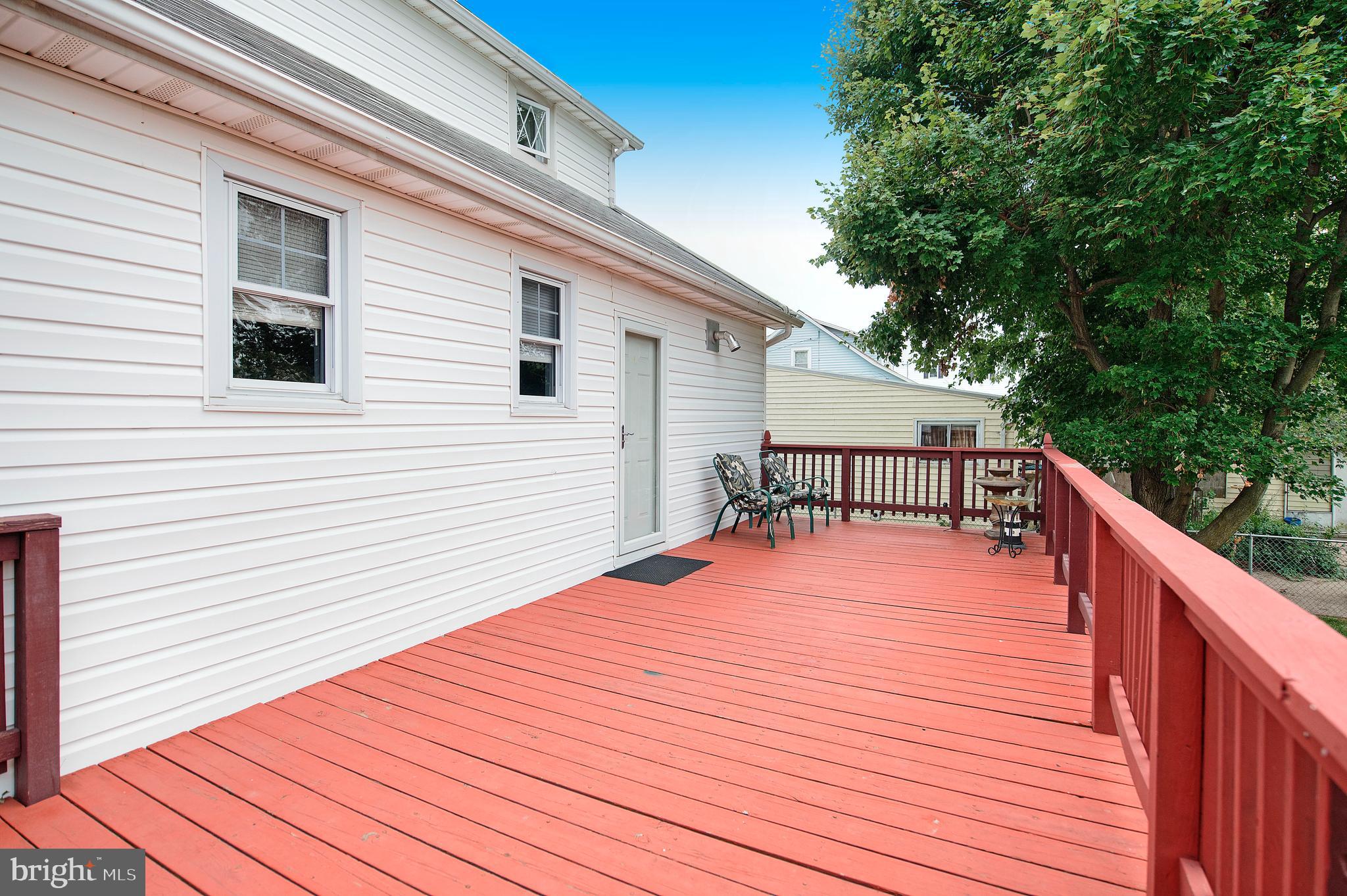 LODGE FOREST MANOR - Residential