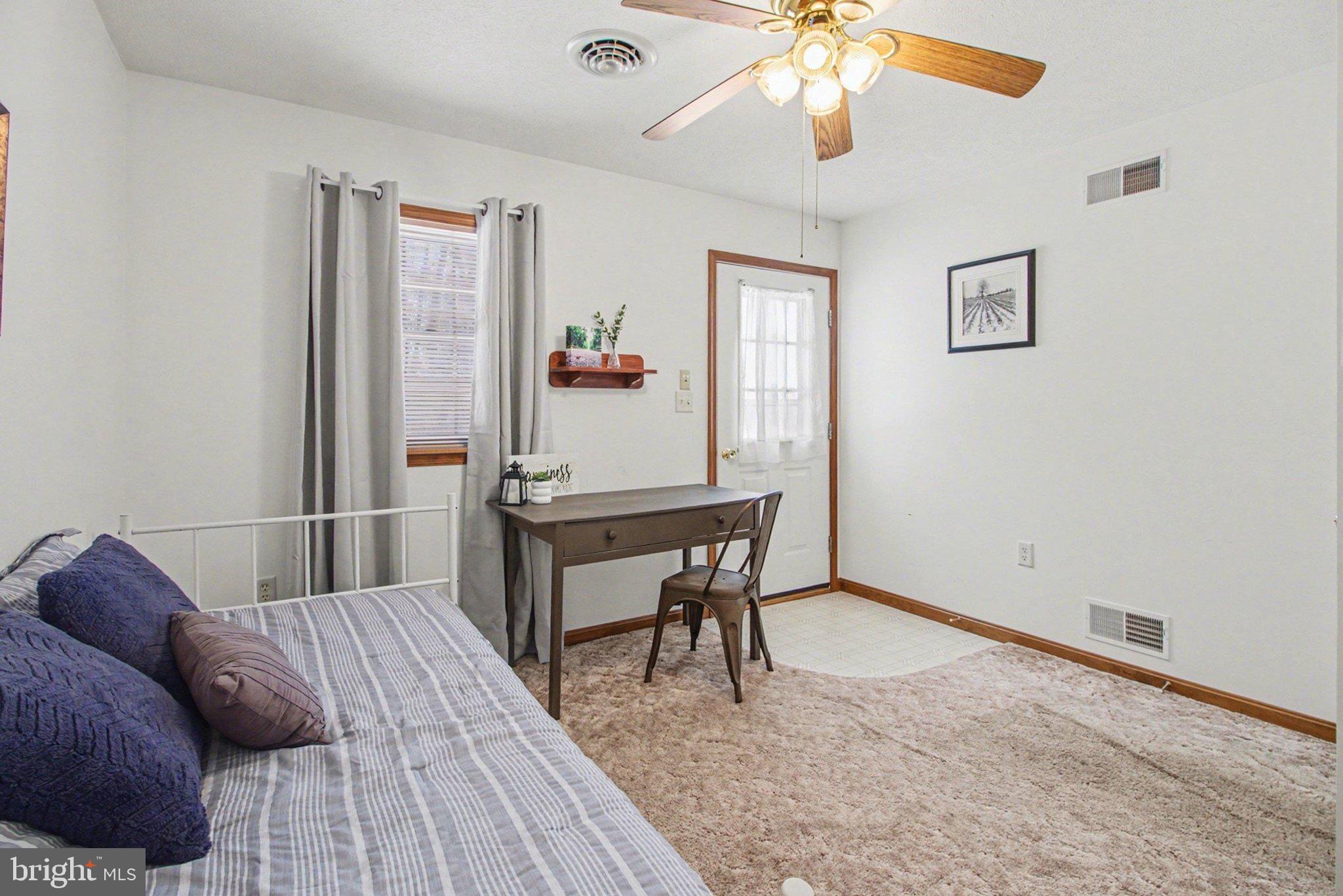 SHIPPENSBURG - Residential