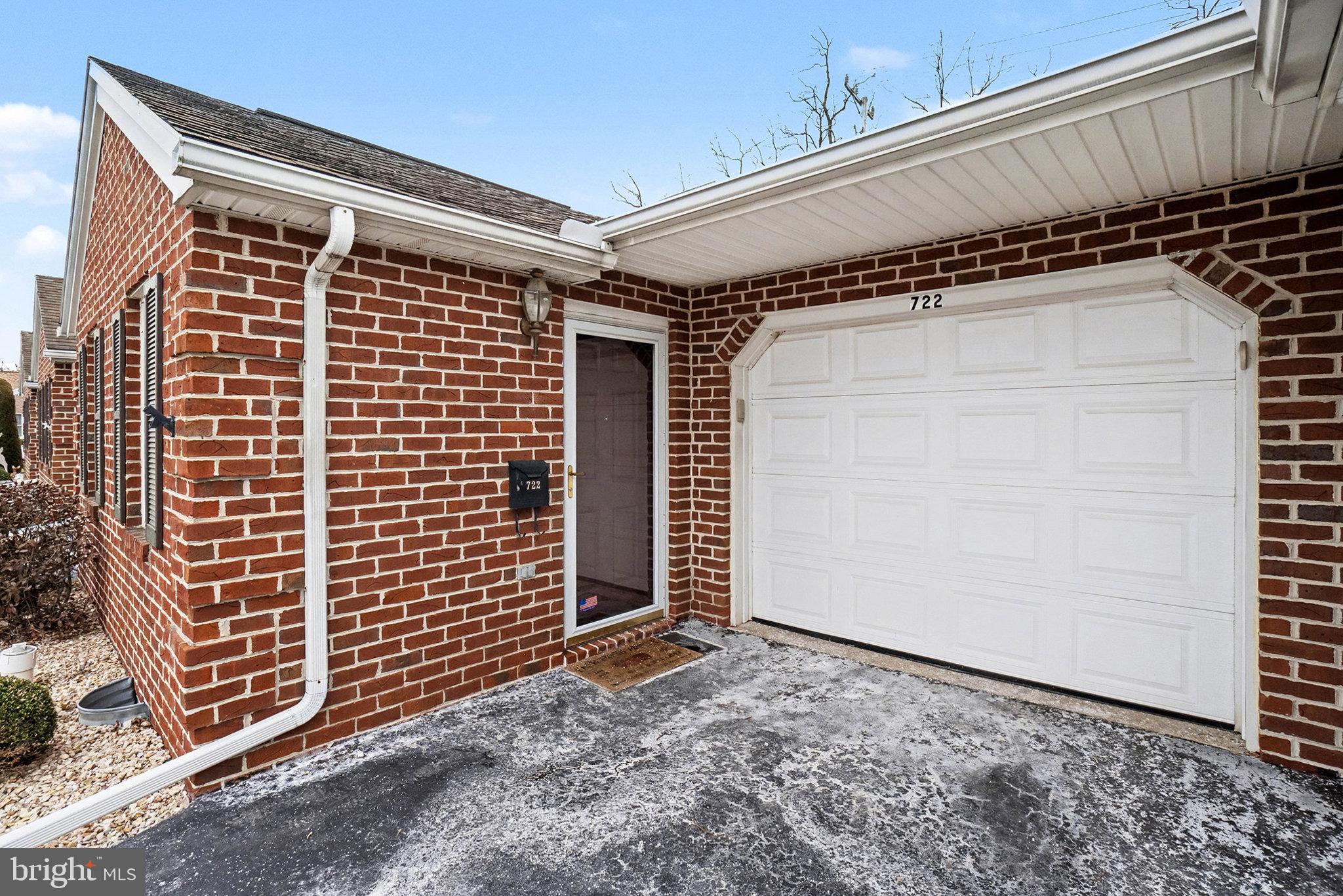 SHIPPENSBURG - Residential