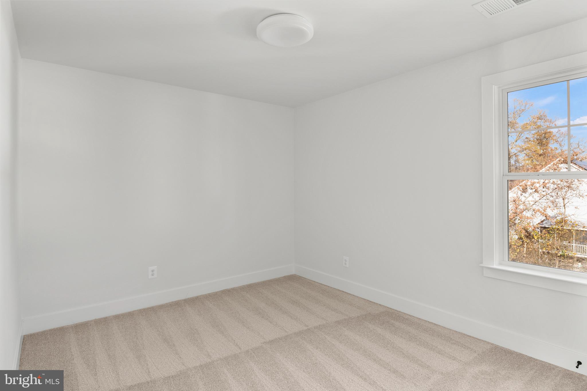 SELBY ON THE BAY - Residential