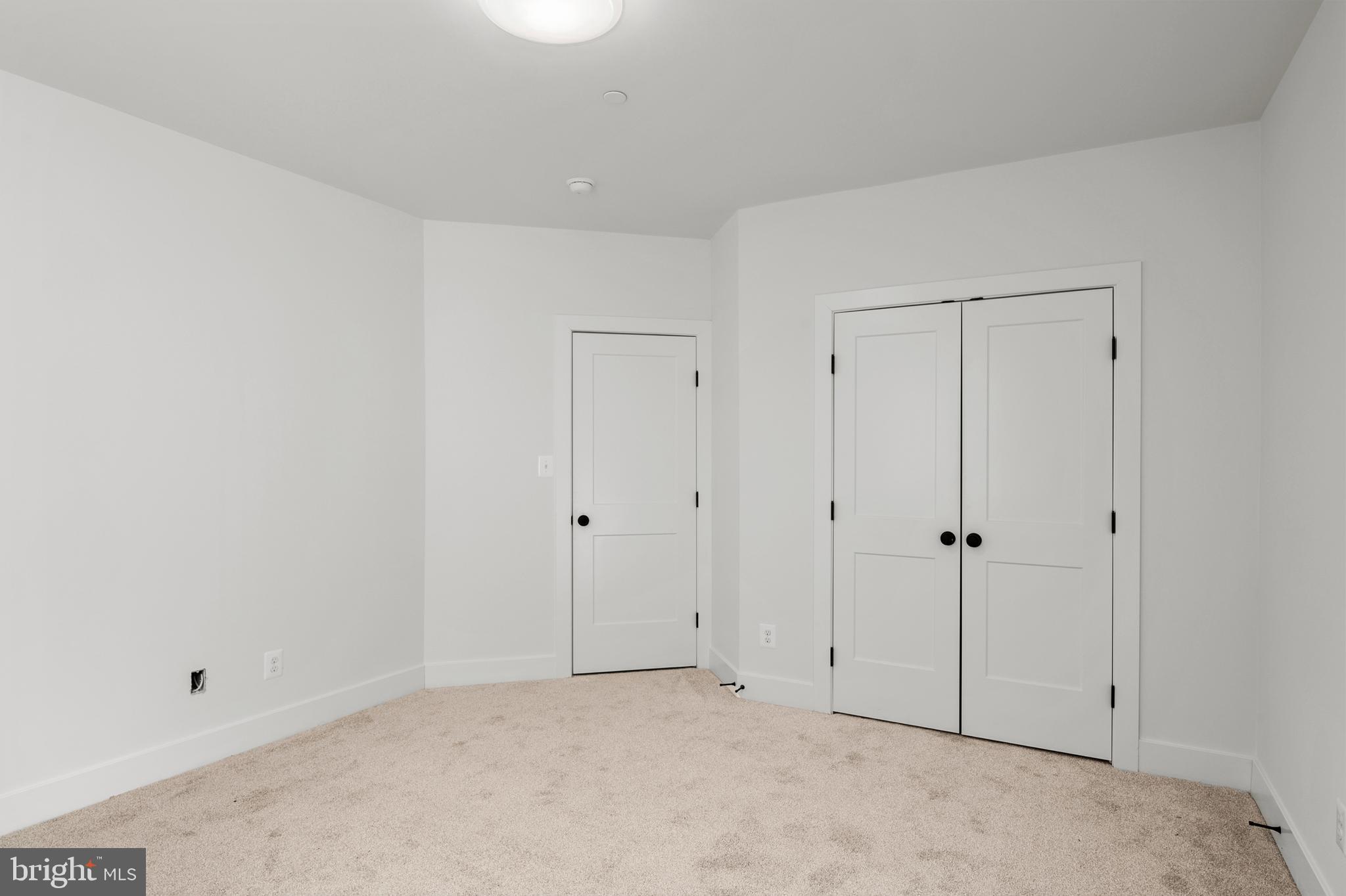 SELBY ON THE BAY - Residential