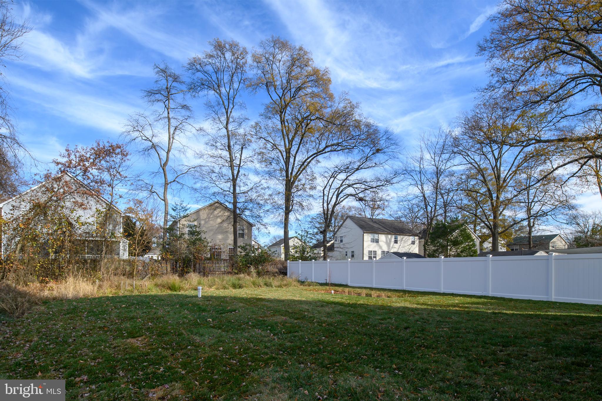 SELBY ON THE BAY - Residential