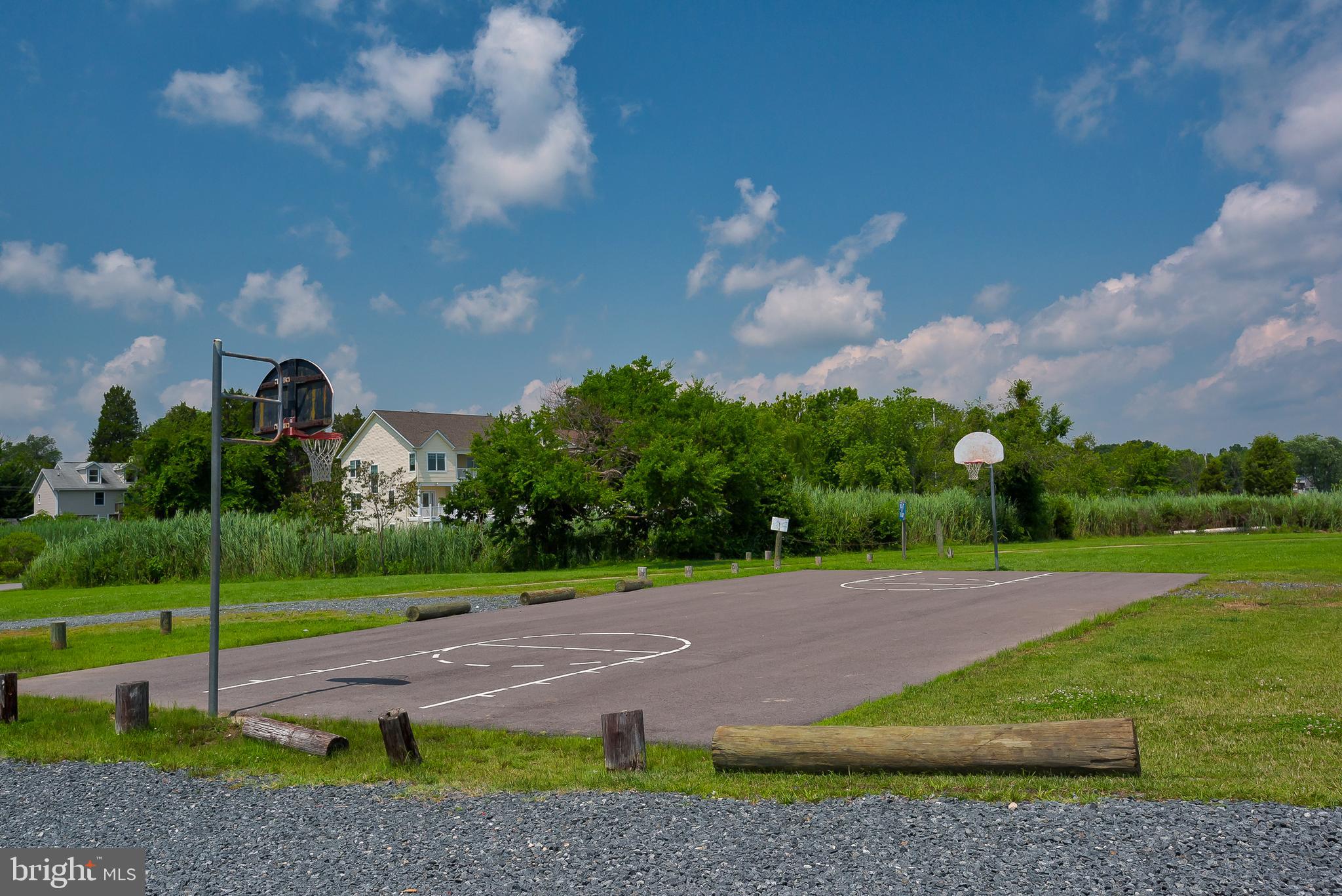 SELBY ON THE BAY - Residential